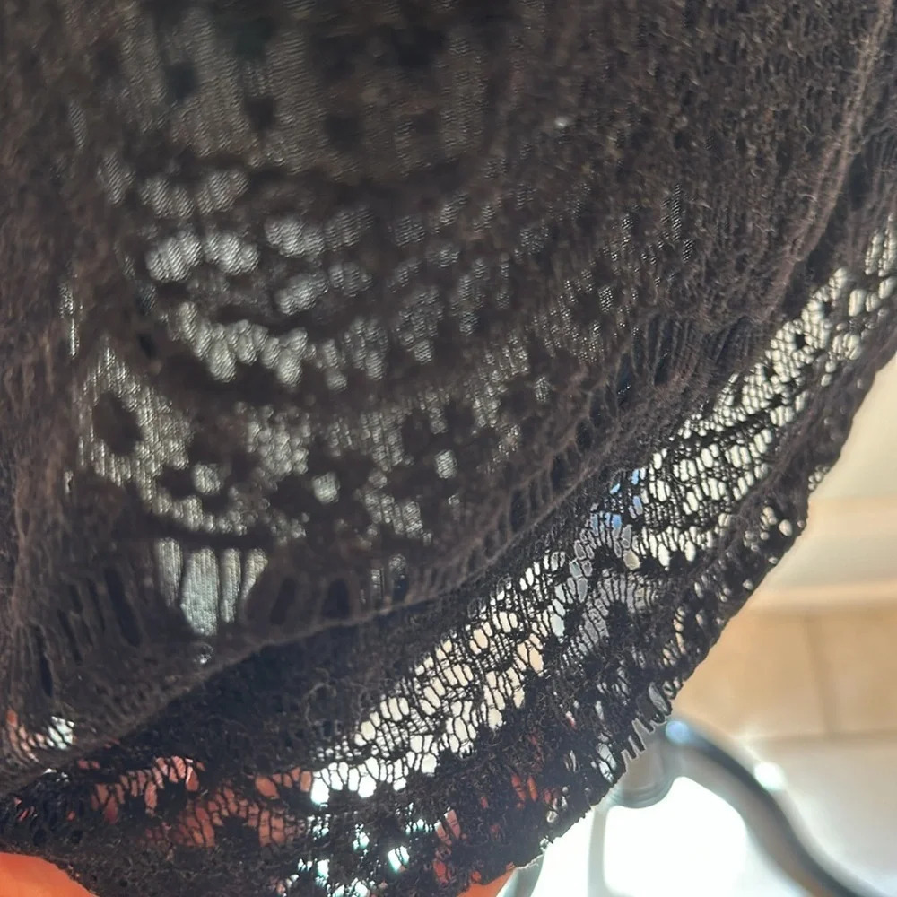 LOFT Black Velvet Lace Overlay Tank, Medium, EUC - Picture 5 of 9